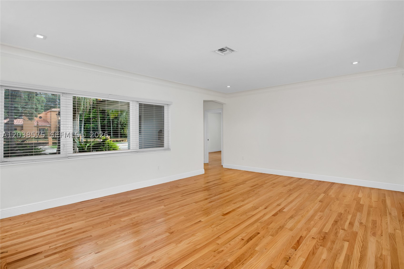 1100 S Alhambra Cir, Coral Gables FL 33146
