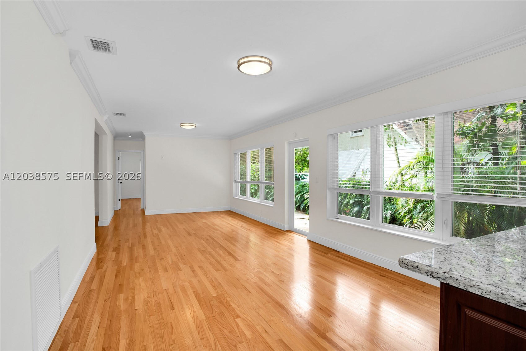 1100 S Alhambra Cir, Coral Gables FL 33146