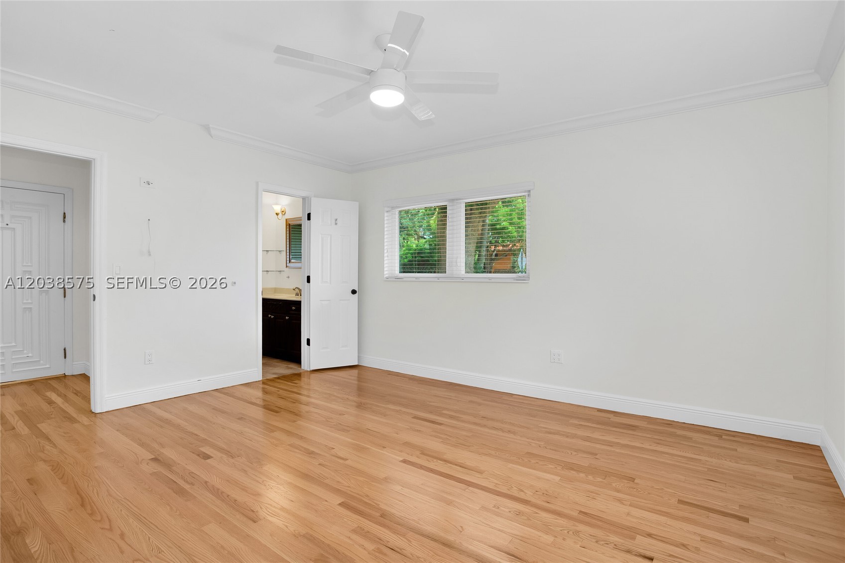 1100 S Alhambra Cir, Coral Gables FL 33146