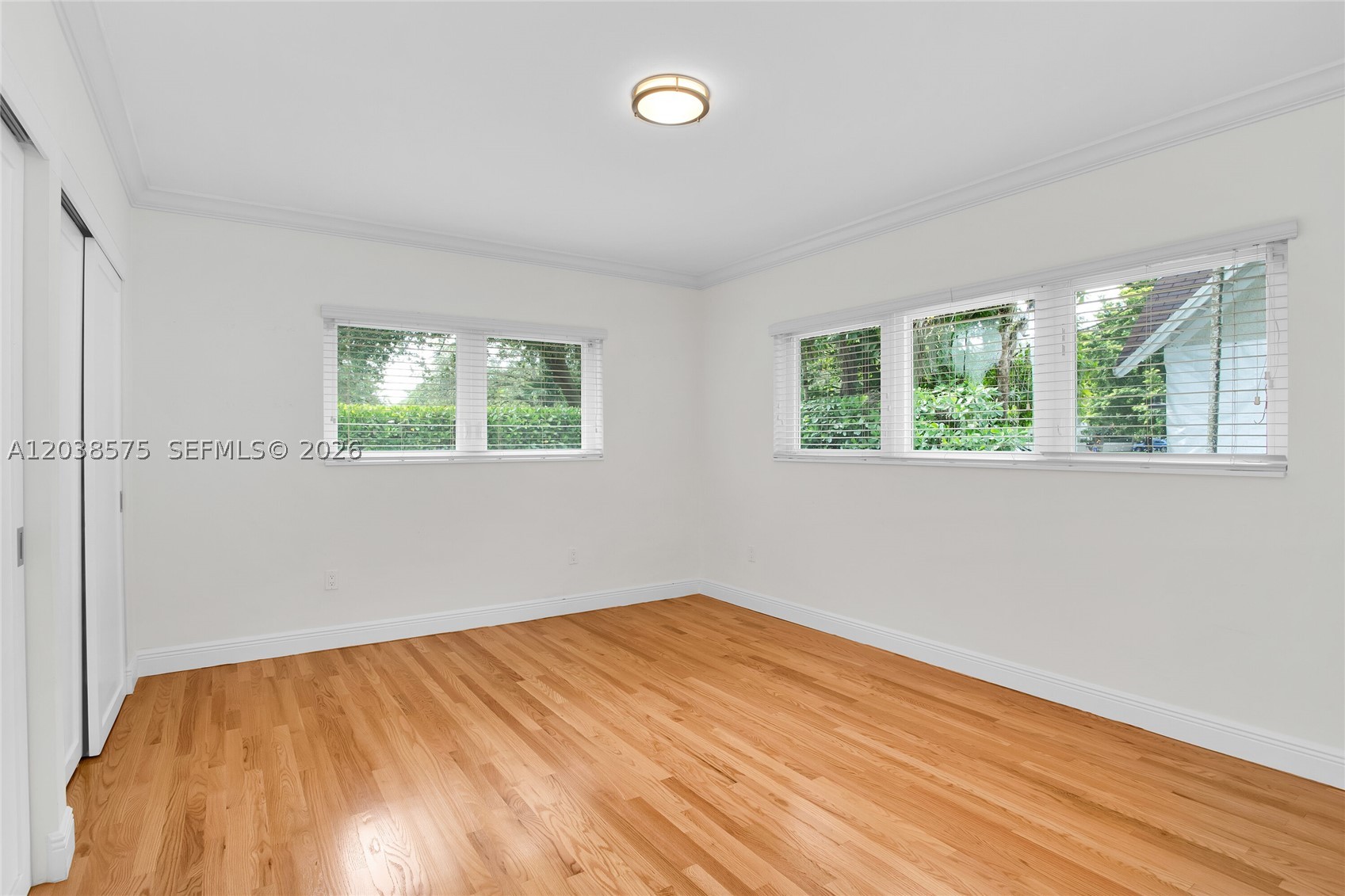 1100 S Alhambra Cir, Coral Gables FL 33146