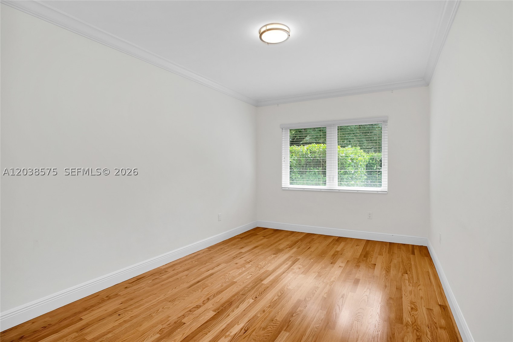 1100 S Alhambra Cir, Coral Gables FL 33146