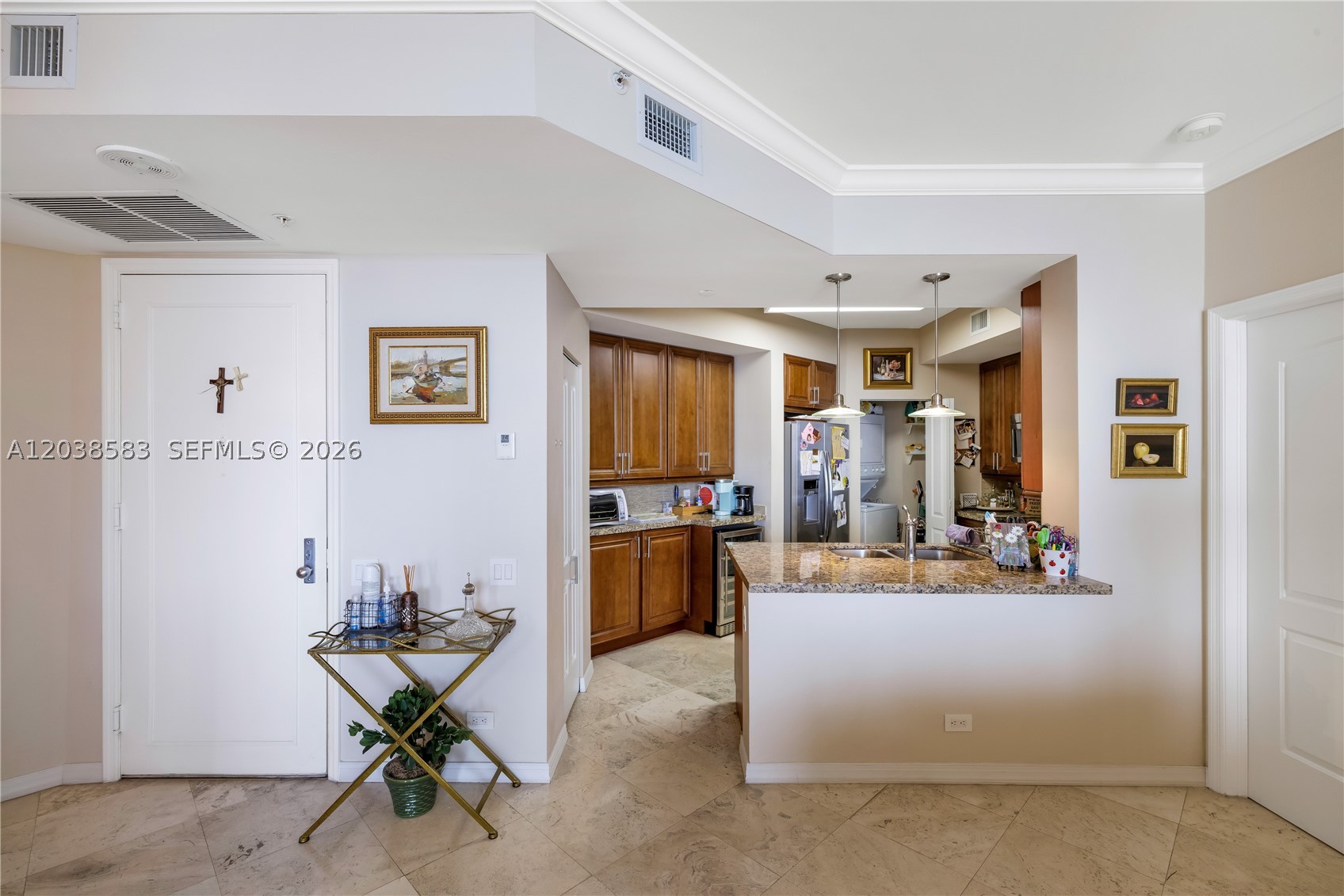 888 Brickell Key Dr #1010, Miami FL 33131