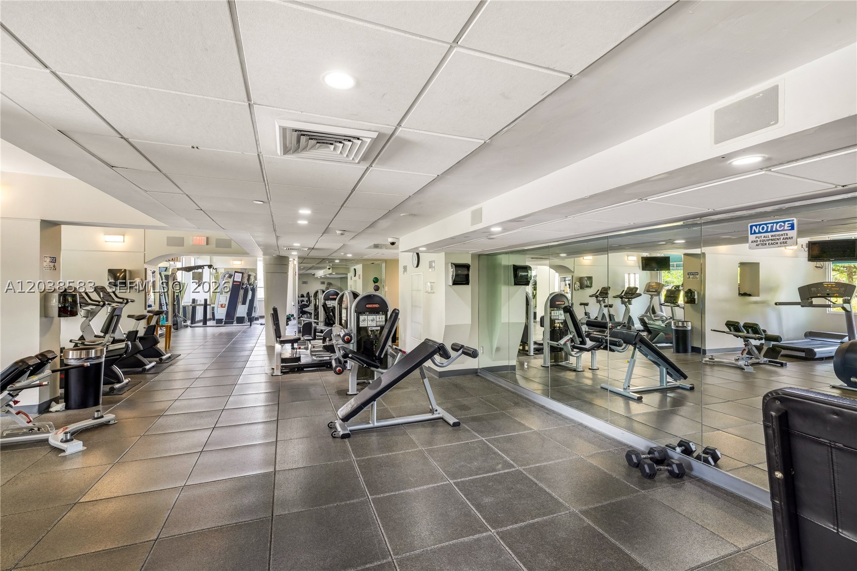 888 Brickell Key Dr #1010, Miami FL 33131