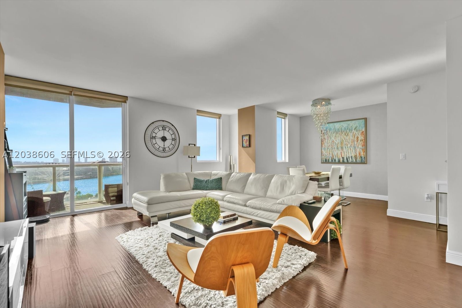 244 Biscayne Blvd #1803, Miami FL 33132
