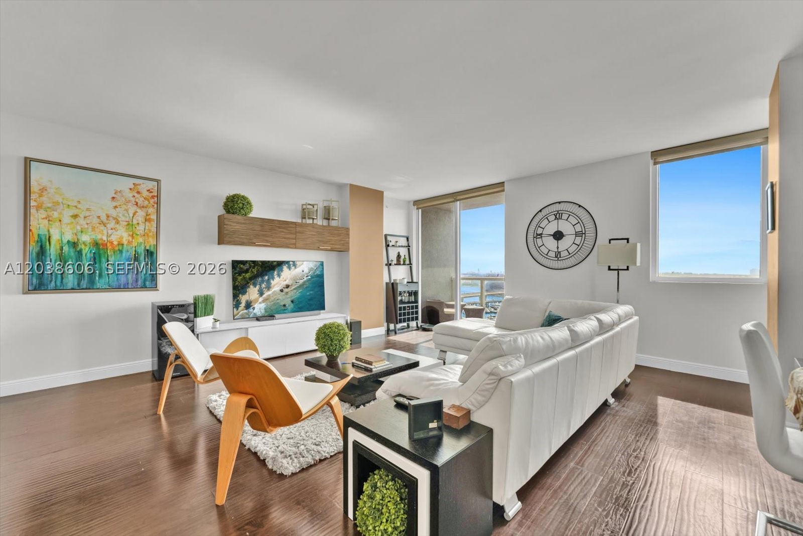 244 Biscayne Blvd #1803, Miami FL 33132