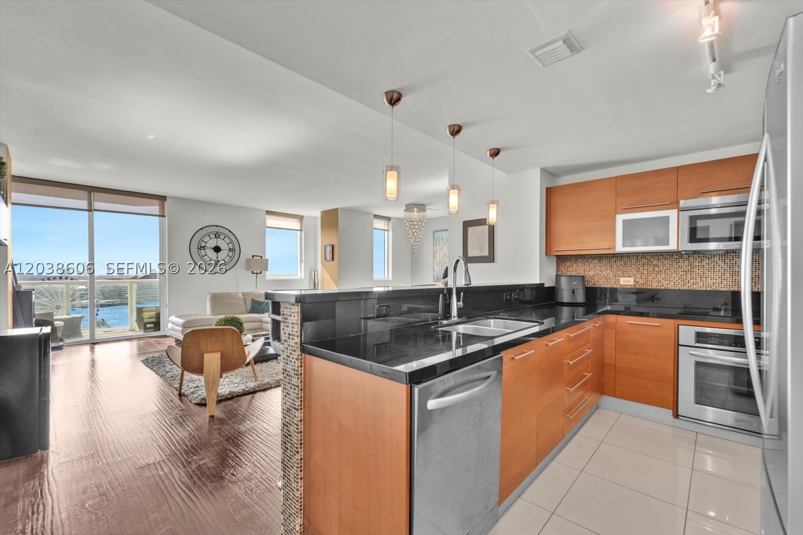 244 Biscayne Blvd #1803, Miami FL 33132