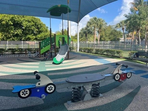 39 N Shore Dr, Miami Beach FL 33141