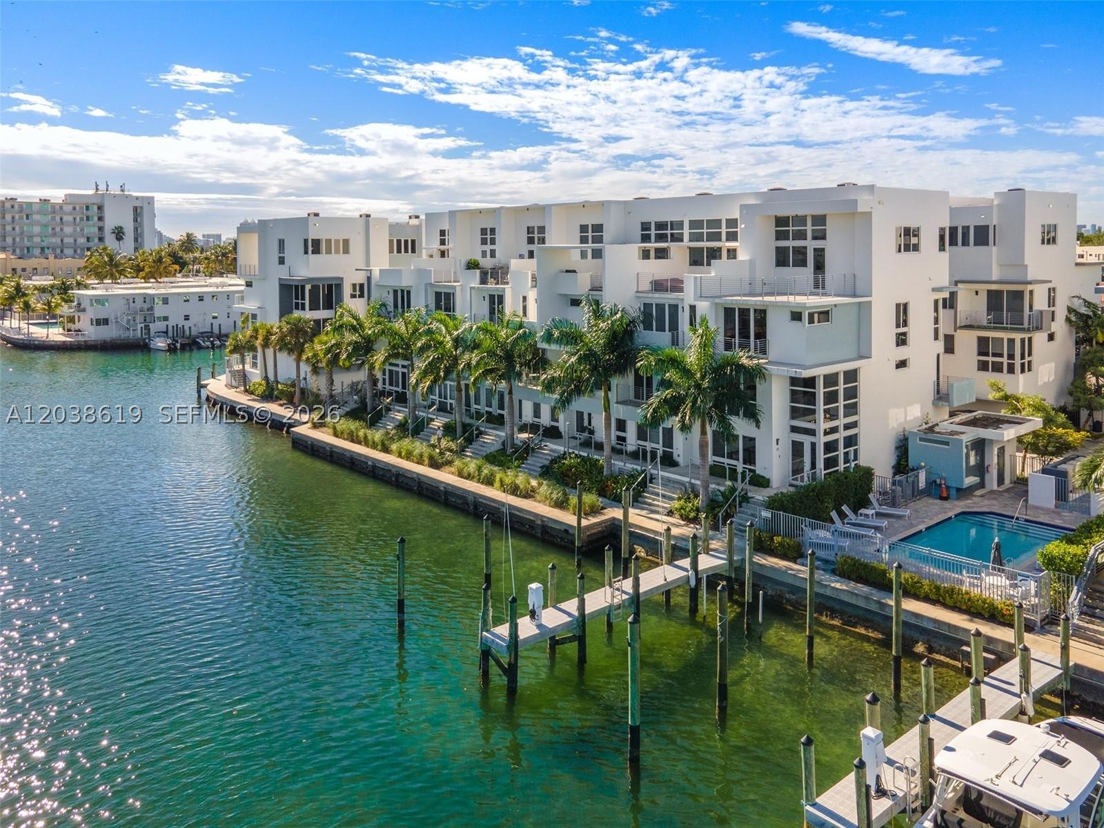 39 N Shore Dr, Miami Beach FL 33141
