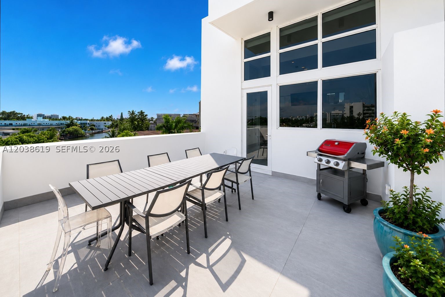 39 N Shore Dr, Miami Beach FL 33141