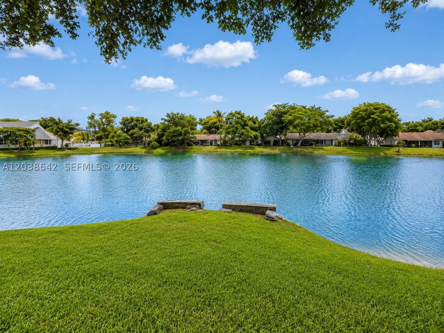 5476 Gate Lake Rd #5476, Tamarac FL 33319