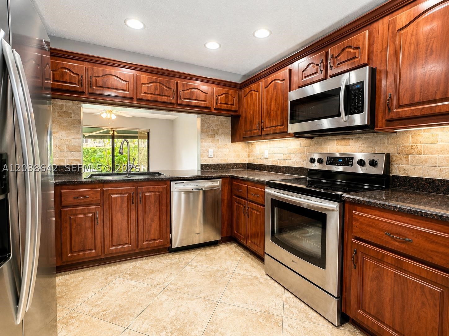 5476 Gate Lake Rd #5476, Tamarac FL 33319