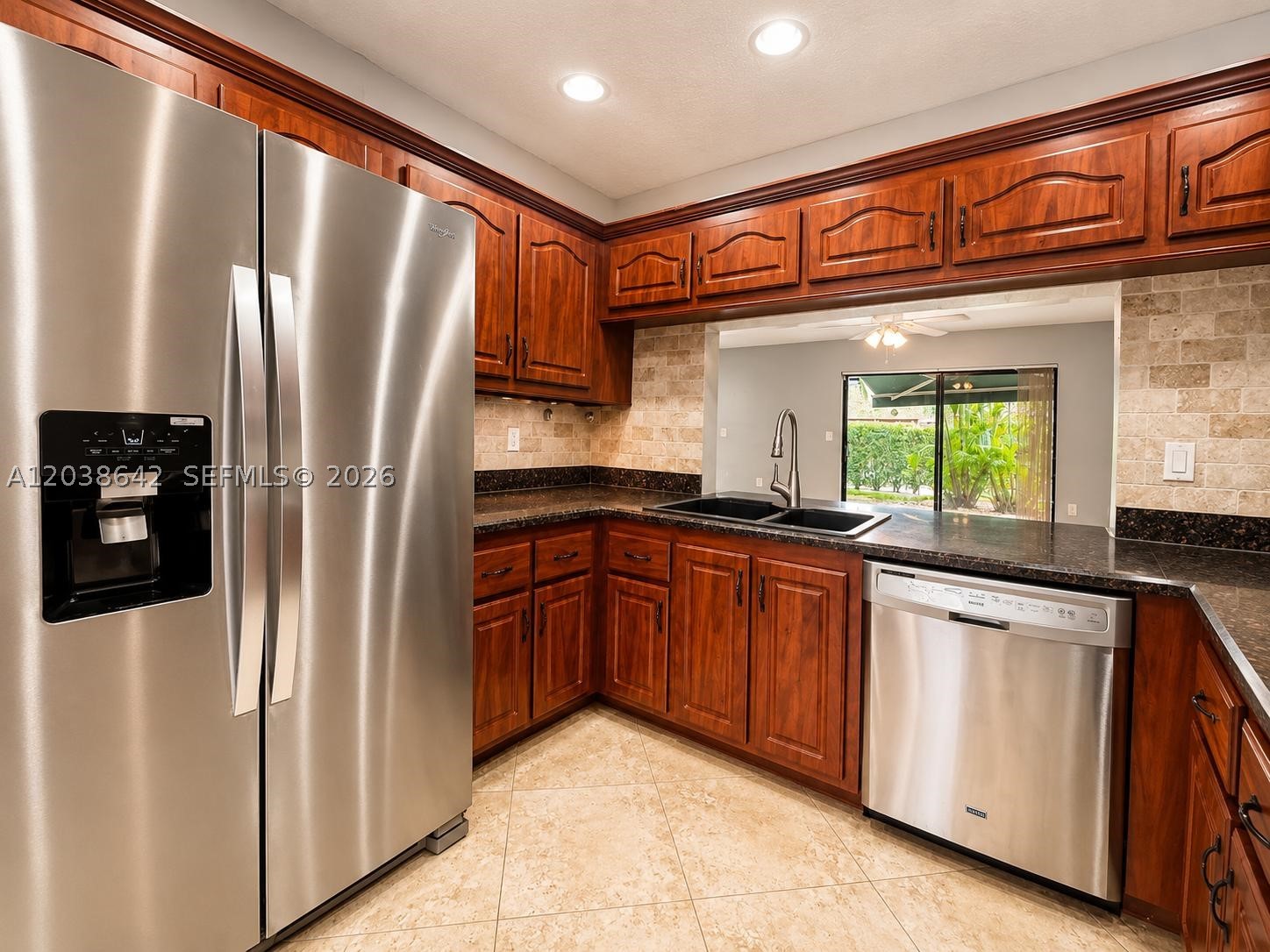5476 Gate Lake Rd #5476, Tamarac FL 33319