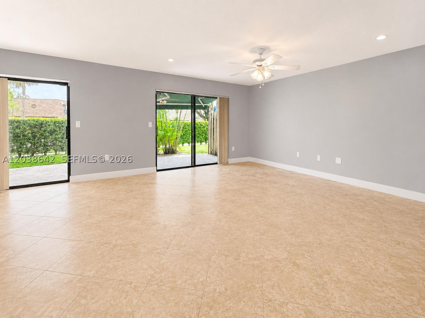 5476 Gate Lake Rd #5476, Tamarac FL 33319
