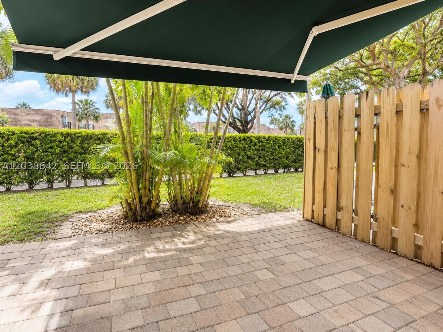5476 Gate Lake Rd #5476, Tamarac FL 33319