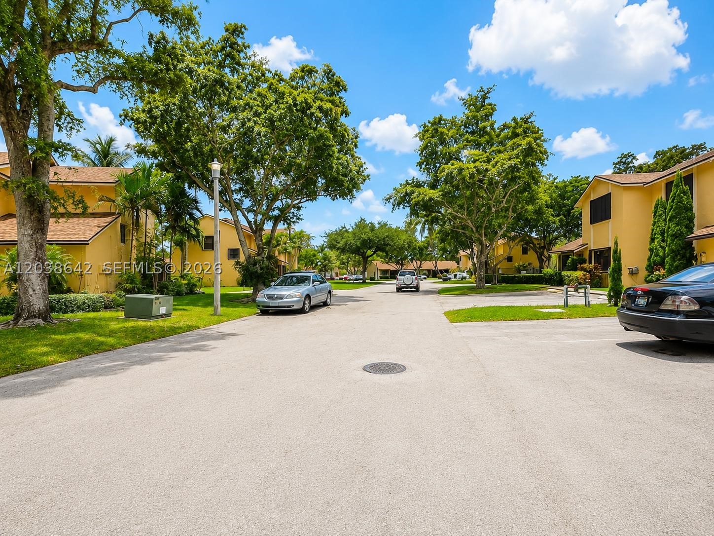 5476 Gate Lake Rd #5476, Tamarac FL 33319