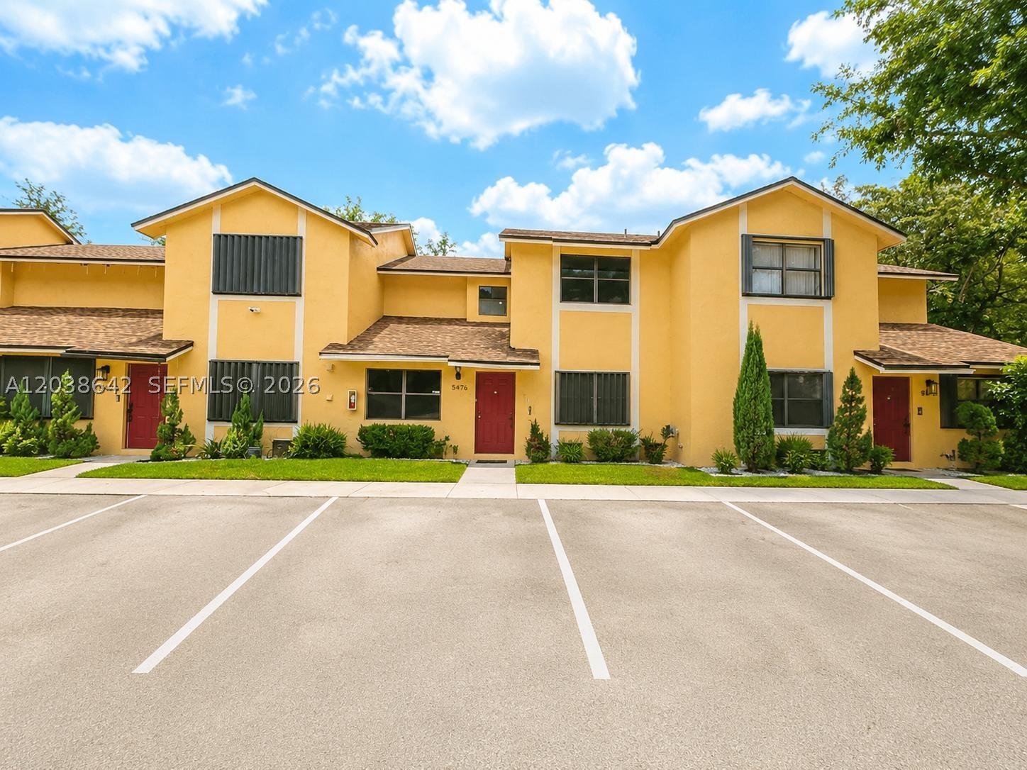 5476 Gate Lake Rd #5476, Tamarac FL 33319