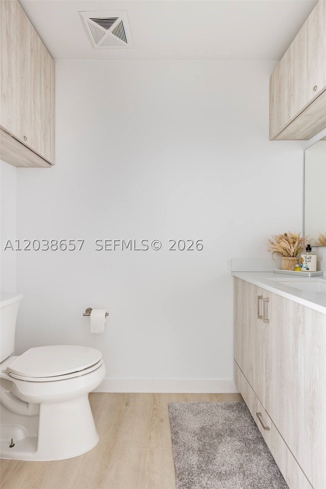 60 SW 13th St #1412, Miami FL 33130