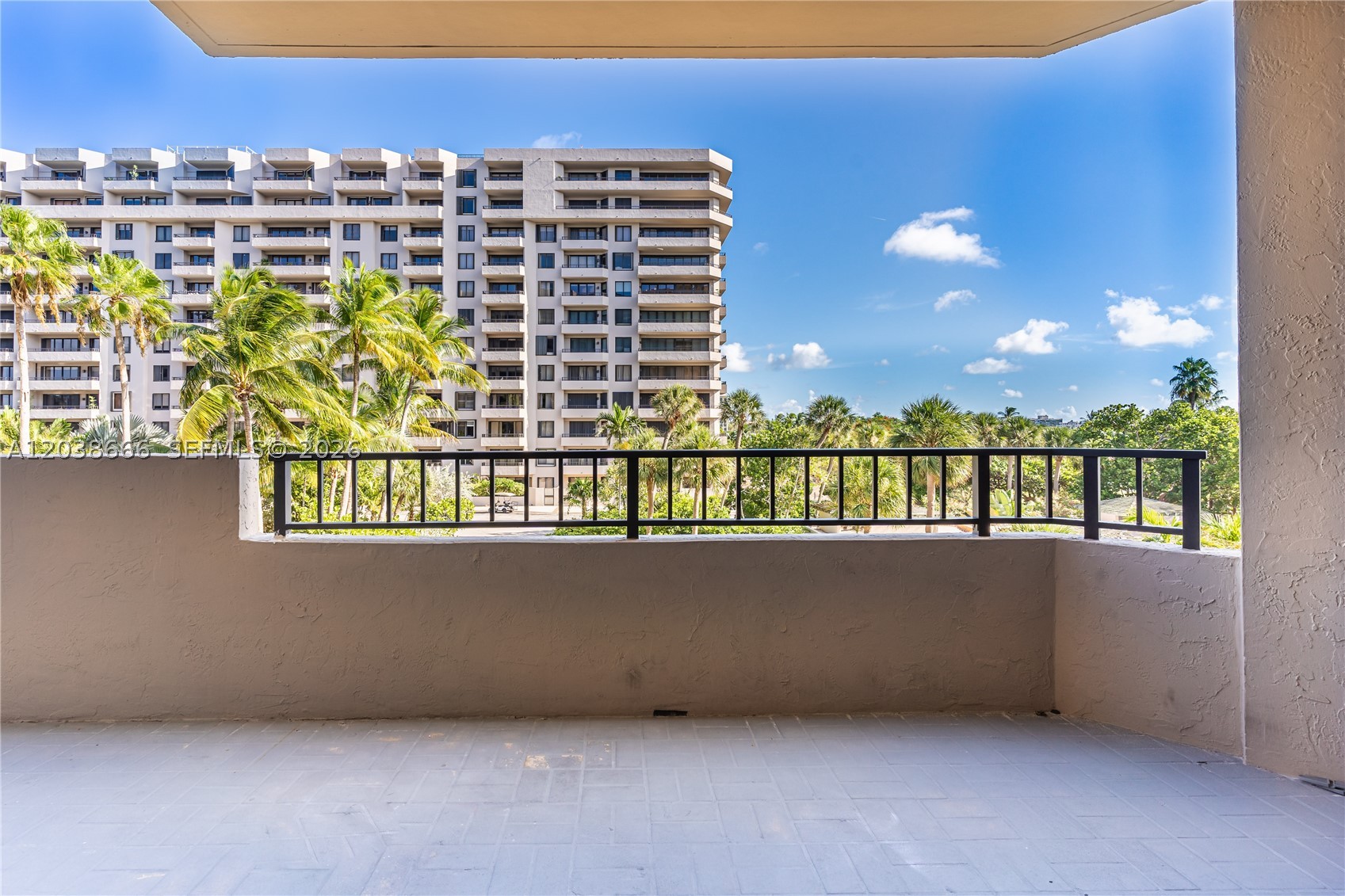251 Crandon Blvd #322, Key Biscayne FL 33149