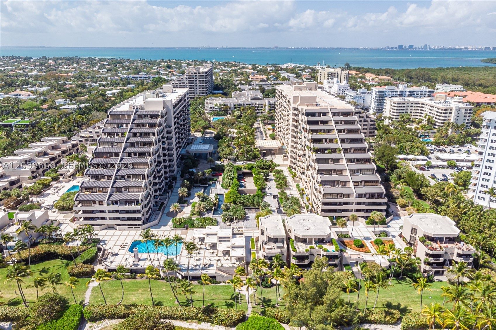 251 Crandon Blvd #322, Key Biscayne FL 33149