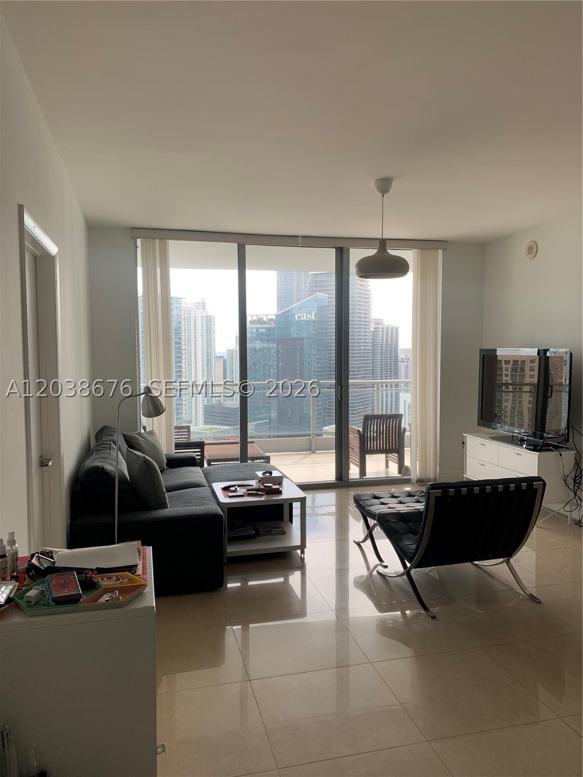 90 SW 3rd St #4311, Miami FL 33130
