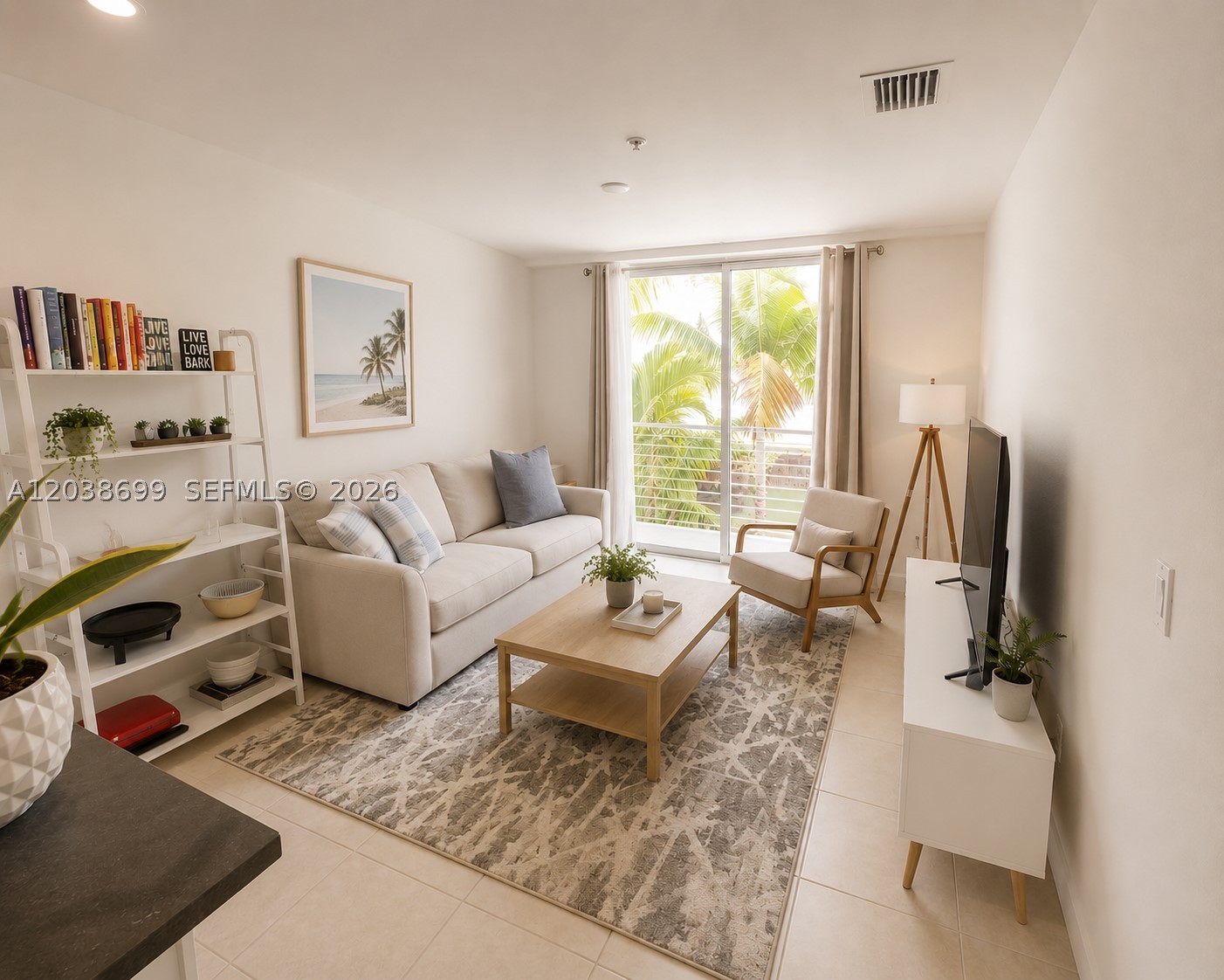 945 Michigan Ave #5, Miami Beach FL 33139