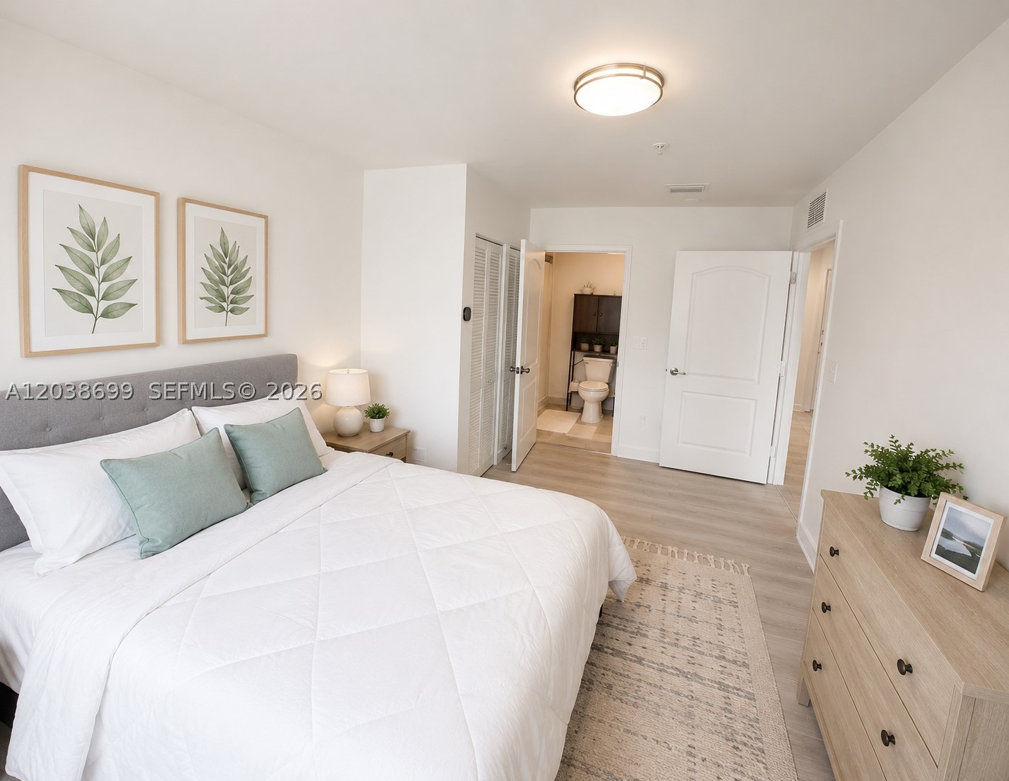 945 Michigan Ave #5, Miami Beach FL 33139