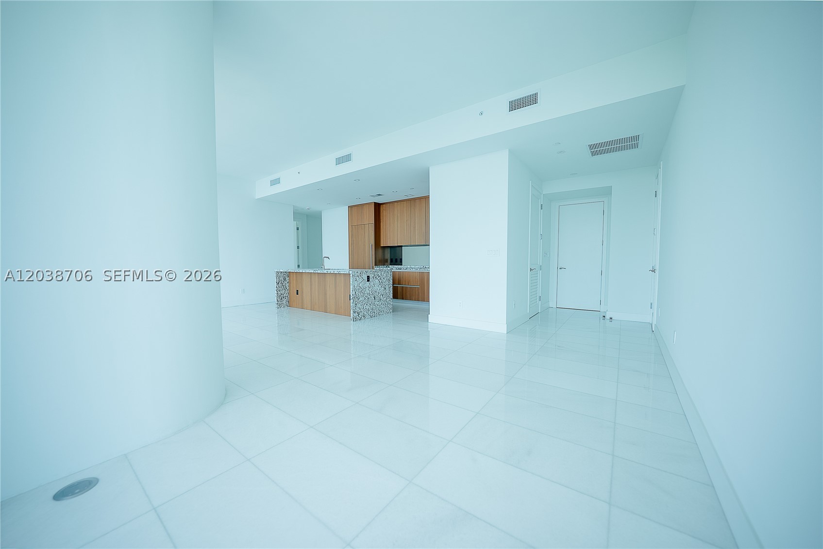 Miami FL 33129 - A12038706