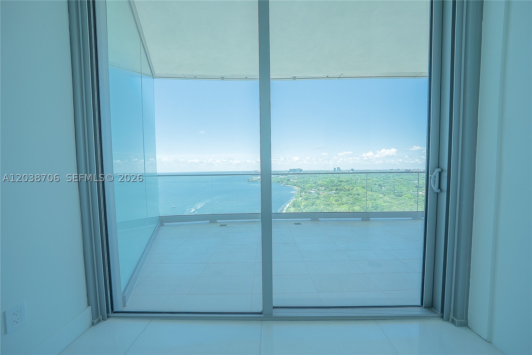 Miami FL 33129 - A12038706