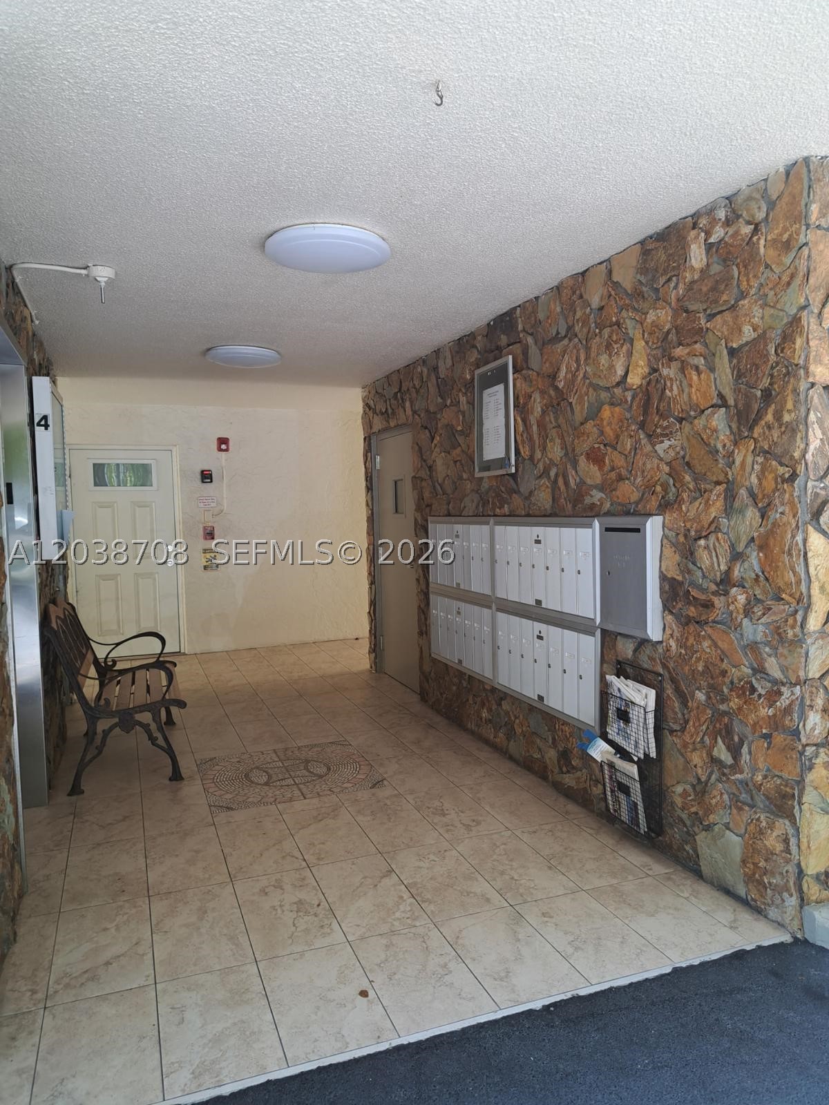 1024 SE 3rd Ave #304, Dania Beach FL 33004