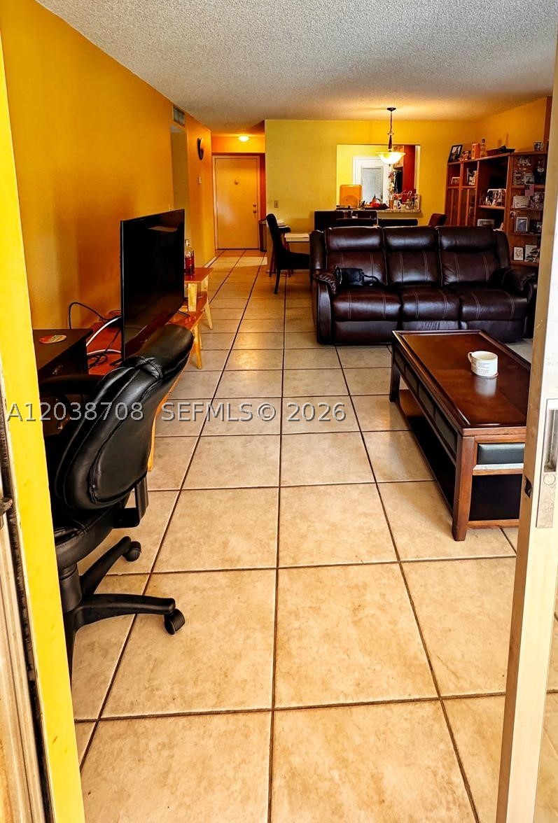 1024 SE 3rd Ave #304, Dania Beach FL 33004