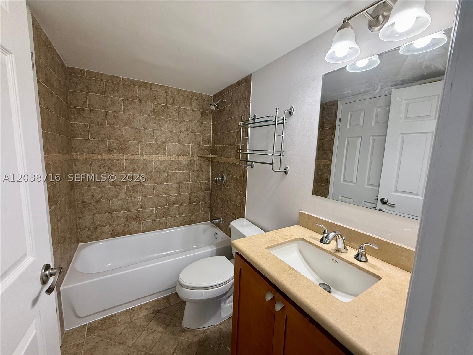 770 Claughton Island Dr #2016, Miami FL 33131
