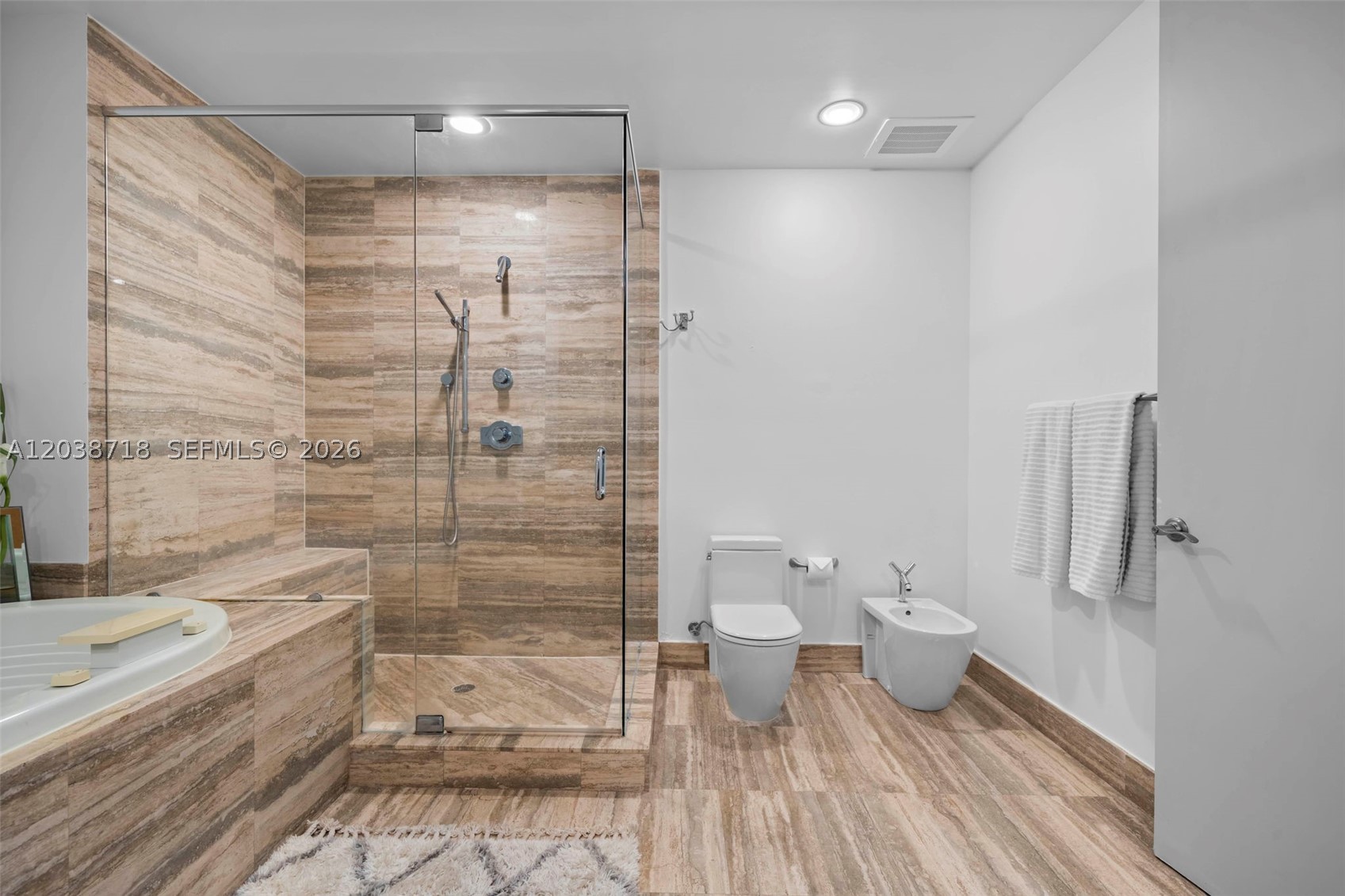 15901 Collins Ave #1502, Sunny Isles Beach FL 33160