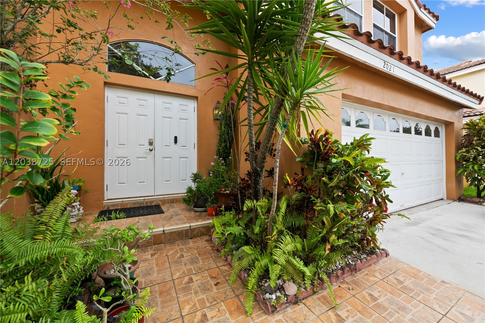 2021 Barcelona Ter, Margate FL 33063