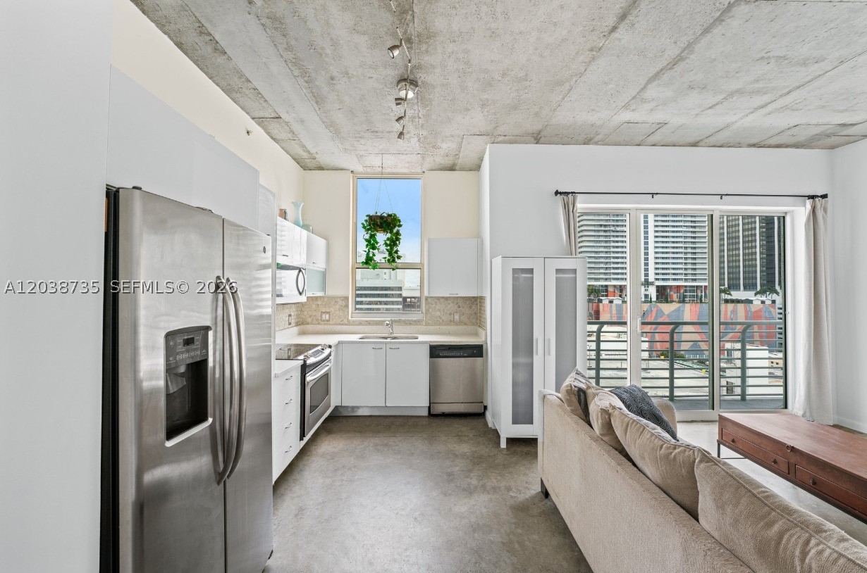 133 NE 2nd Ave #1112, Miami FL 33132
