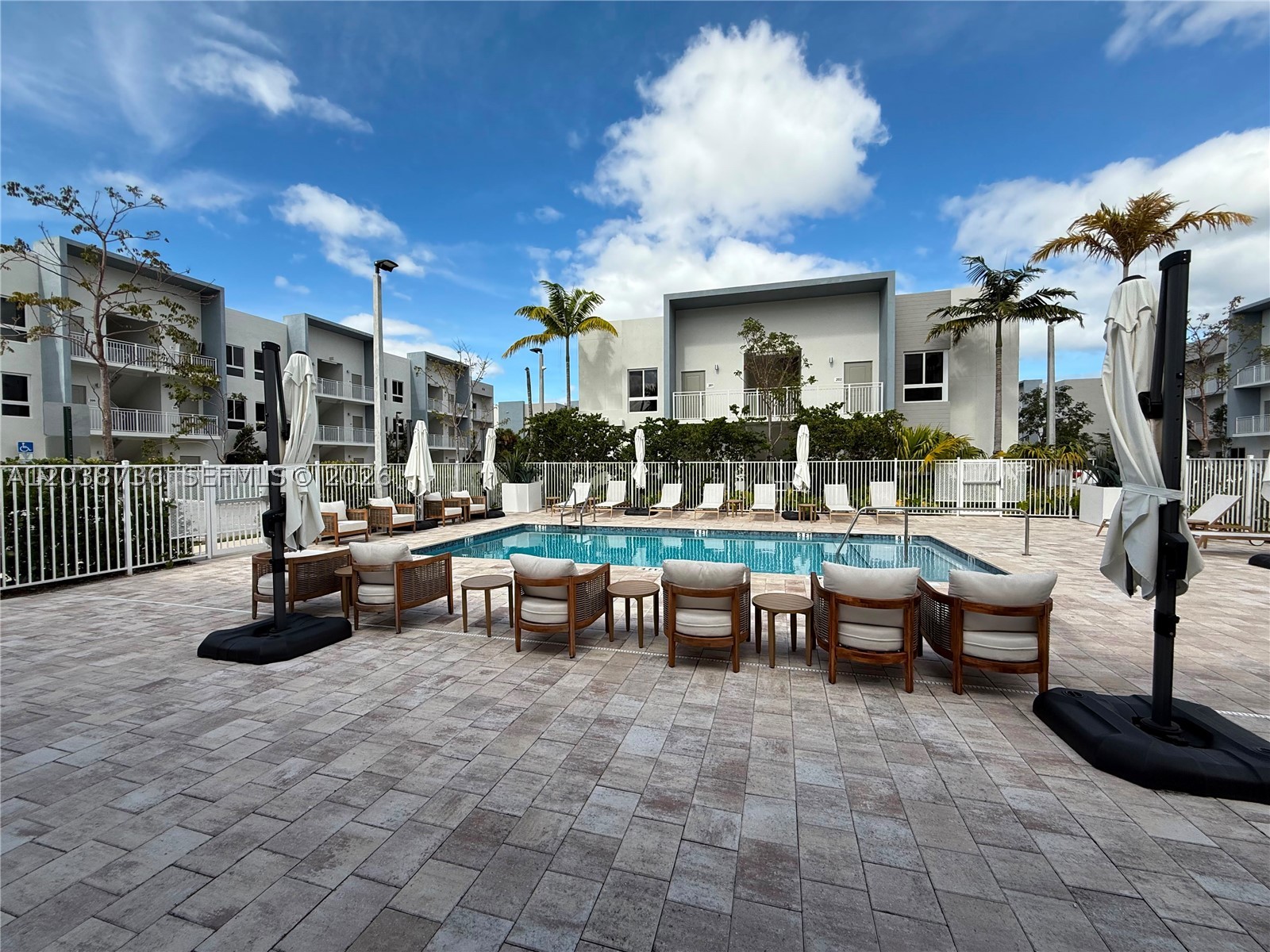 610 NE 2nd St #205, Dania Beach FL 33004