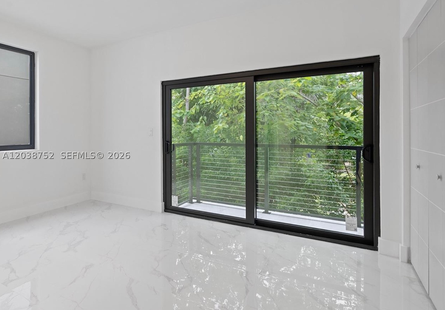 3374 Perry Frow Dr #B, Miami FL 33133