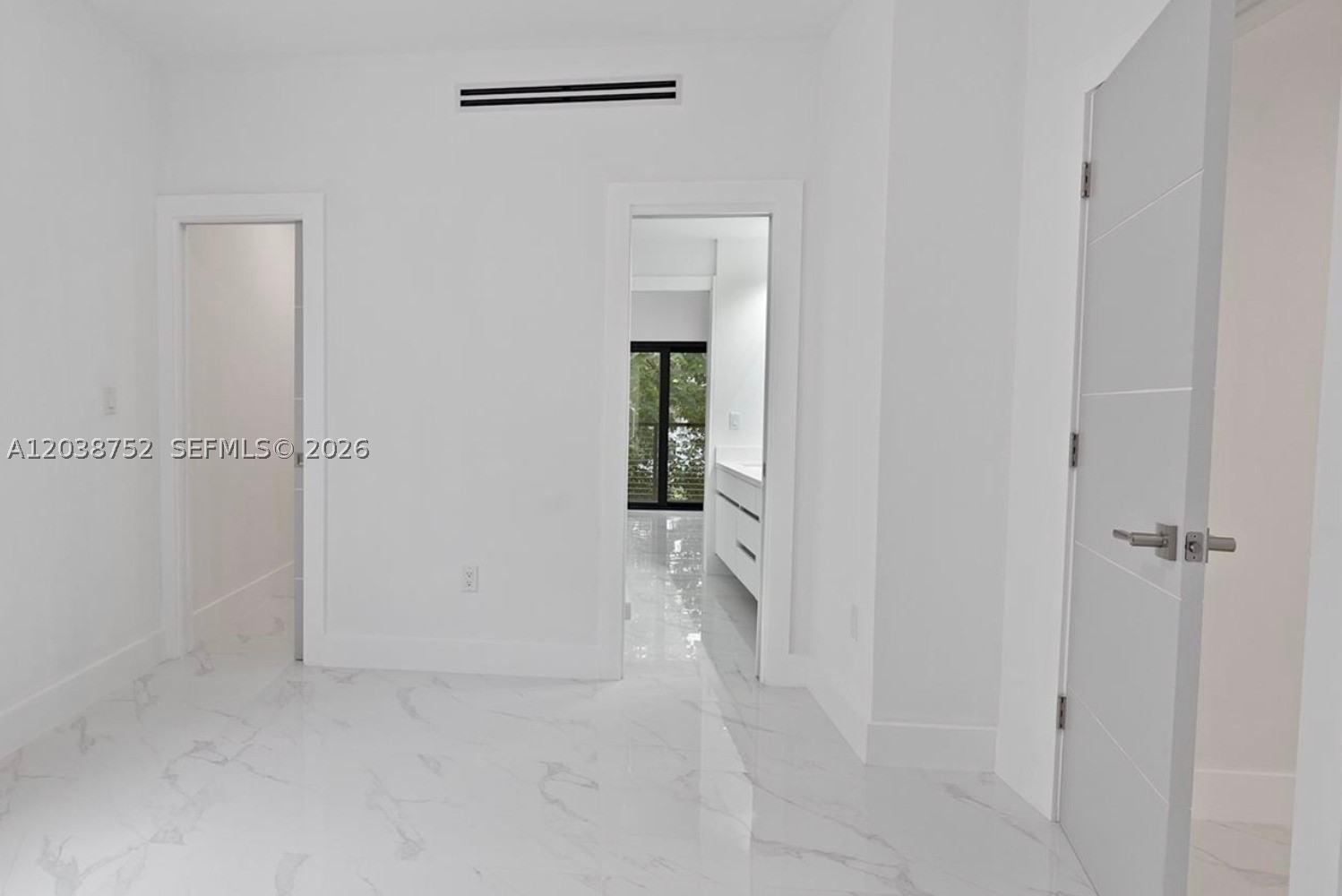 3374 Perry Frow Dr #B, Miami FL 33133