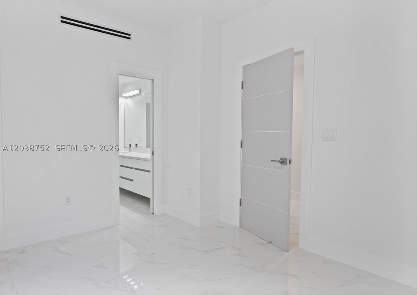 3374 Perry Frow Dr #B, Miami FL 33133