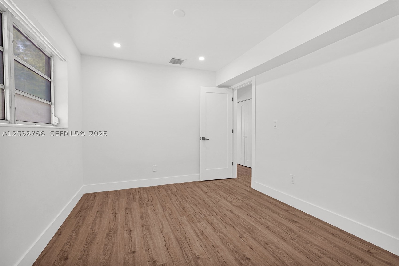 8201 SW 42nd St, Miami FL 33155