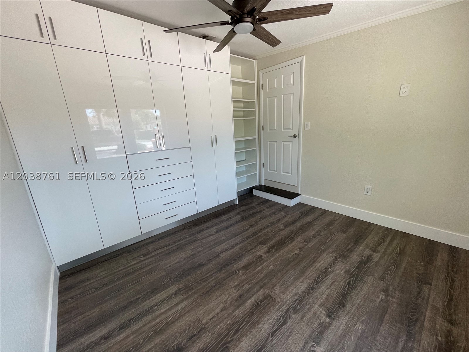 6129 SW 28th St, Miami FL 33155