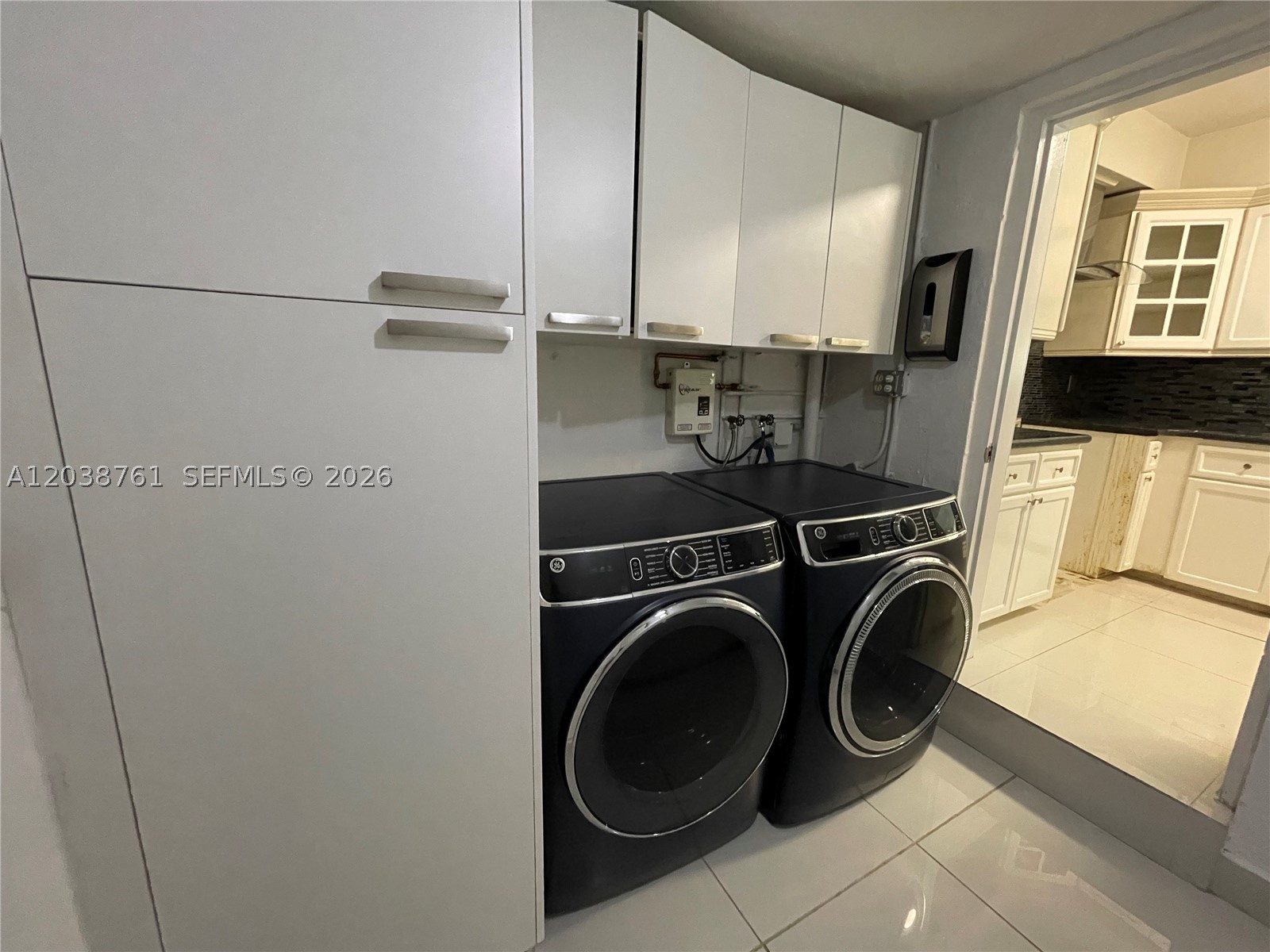 6129 SW 28th St, Miami FL 33155