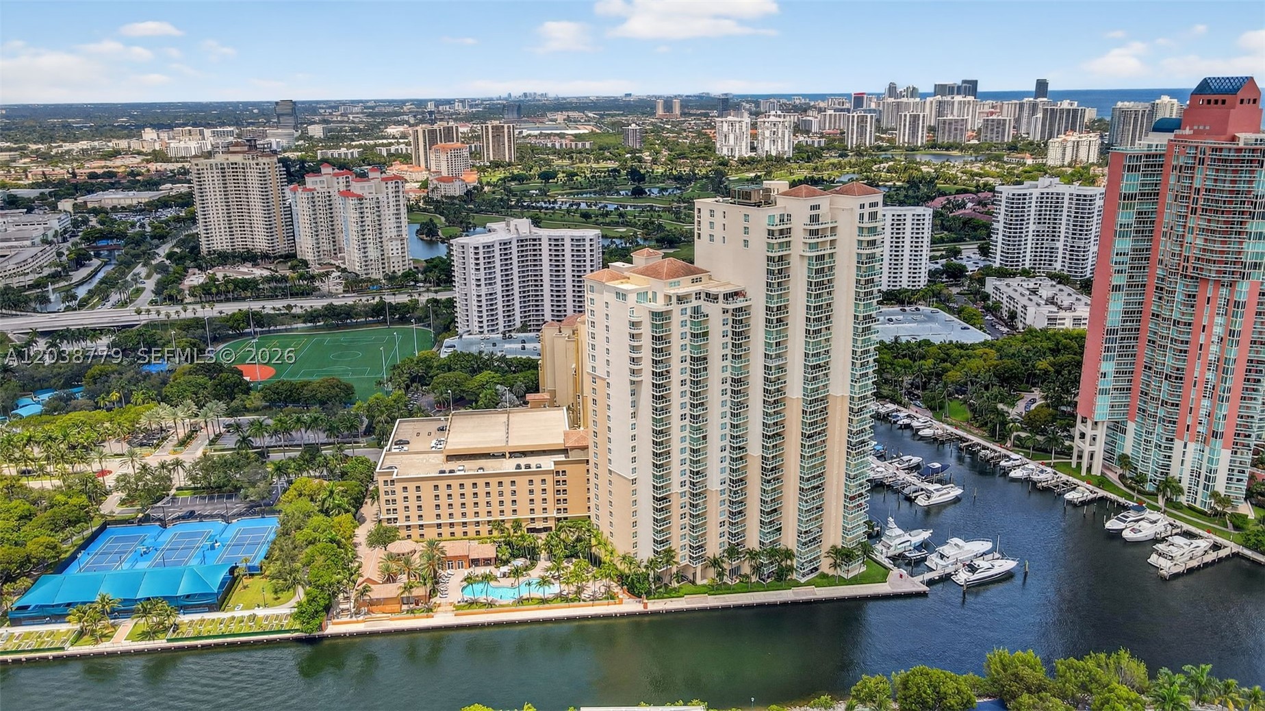 3330 NE 190th St #1611, Aventura FL 33180