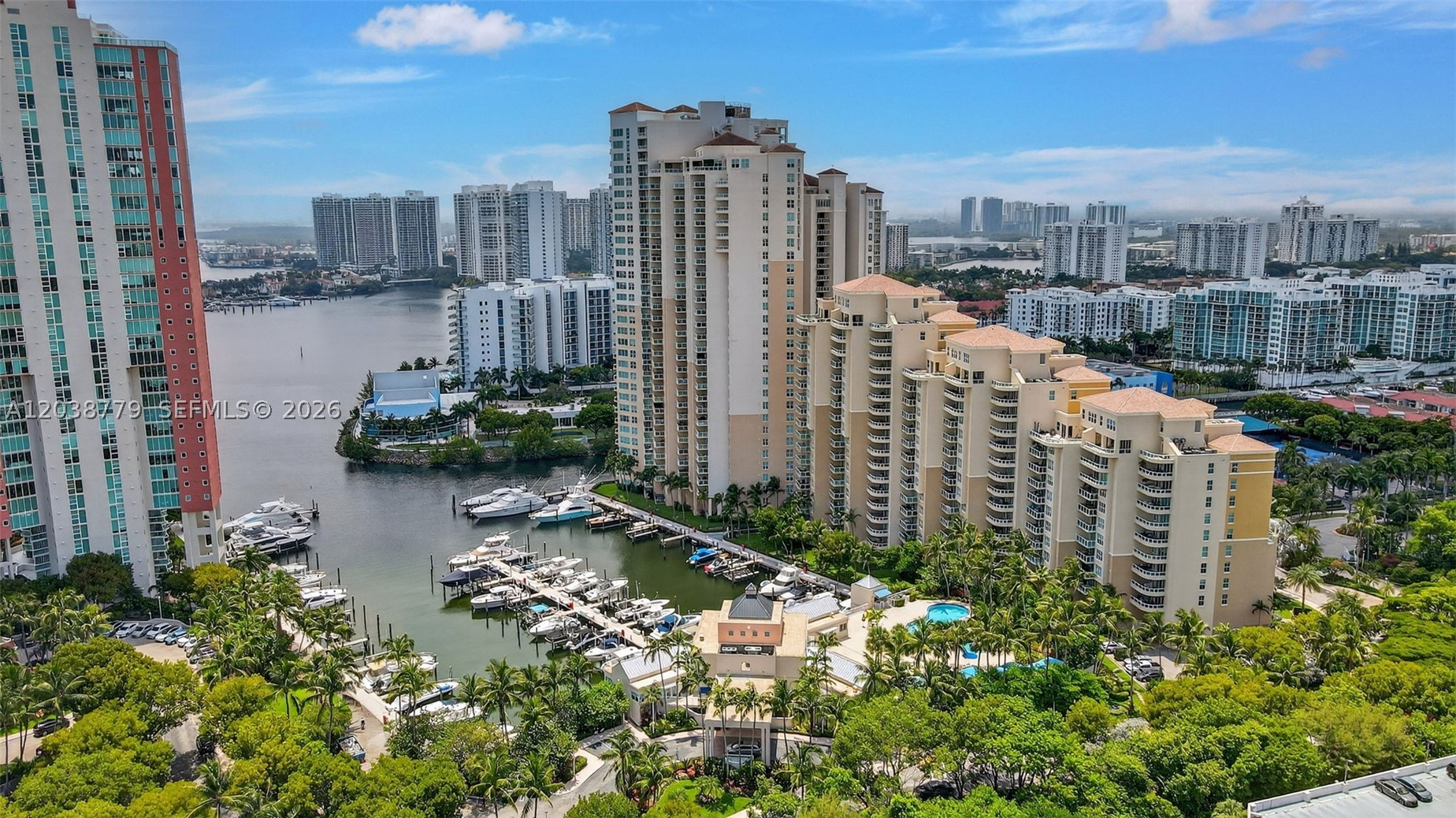 3330 NE 190th St #1611, Aventura FL 33180