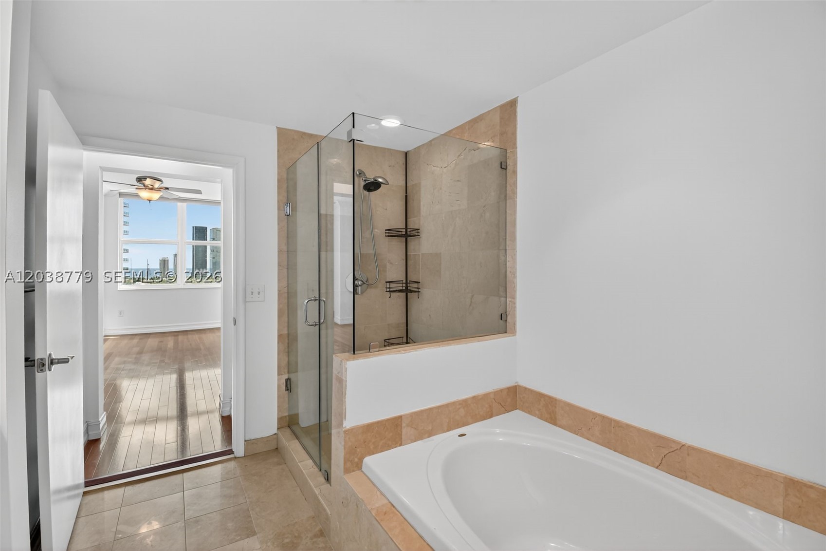 3330 NE 190th St #1611, Aventura FL 33180
