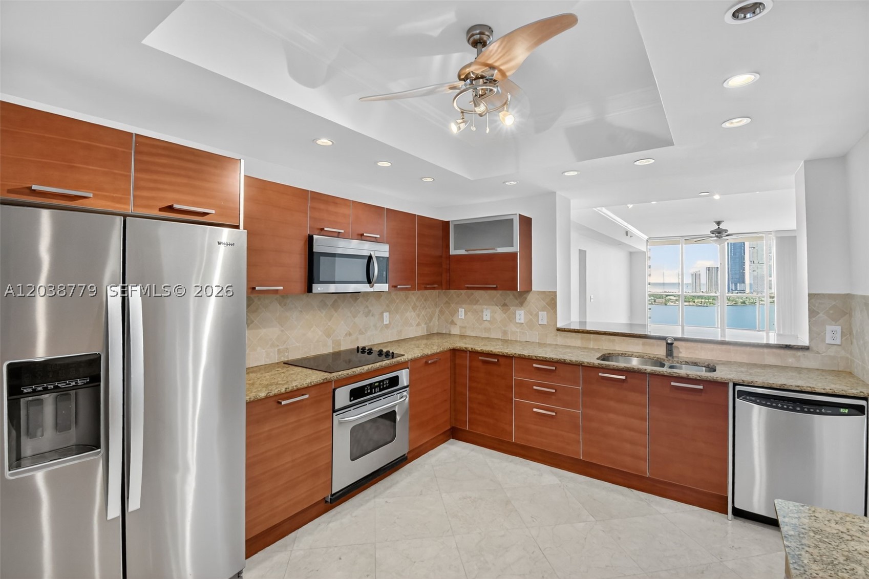 3330 NE 190th St #1611, Aventura FL 33180