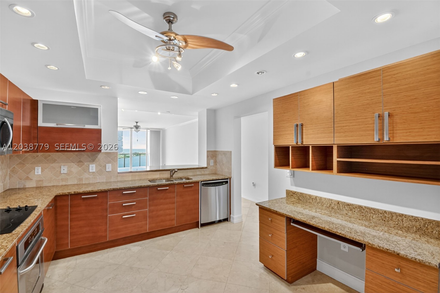 3330 NE 190th St #1611, Aventura FL 33180