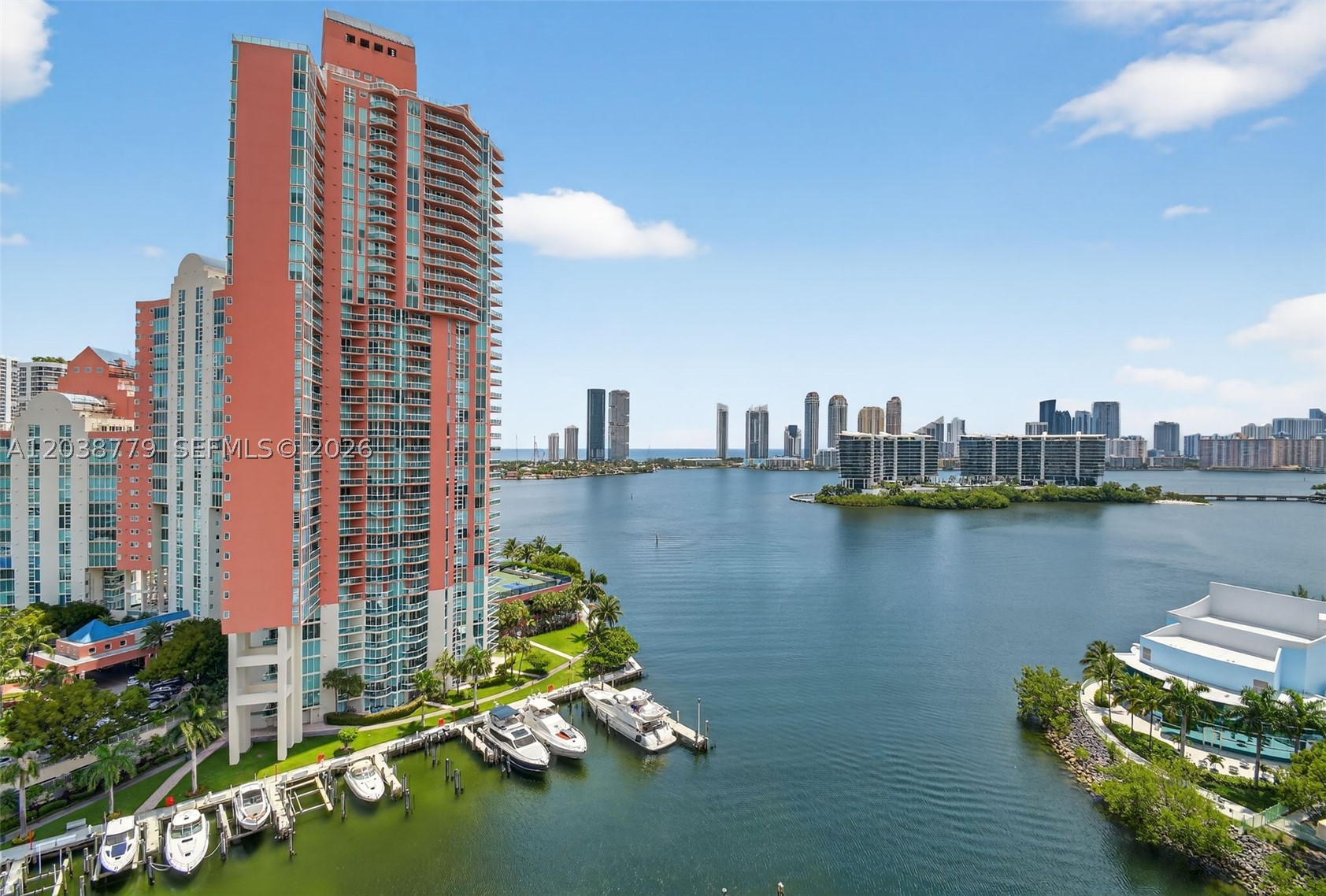 3330 NE 190th St #1611, Aventura FL 33180