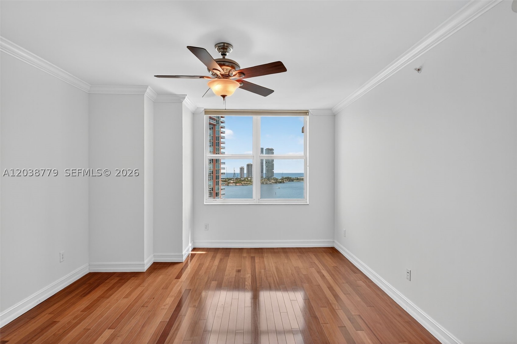 3330 NE 190th St #1611, Aventura FL 33180