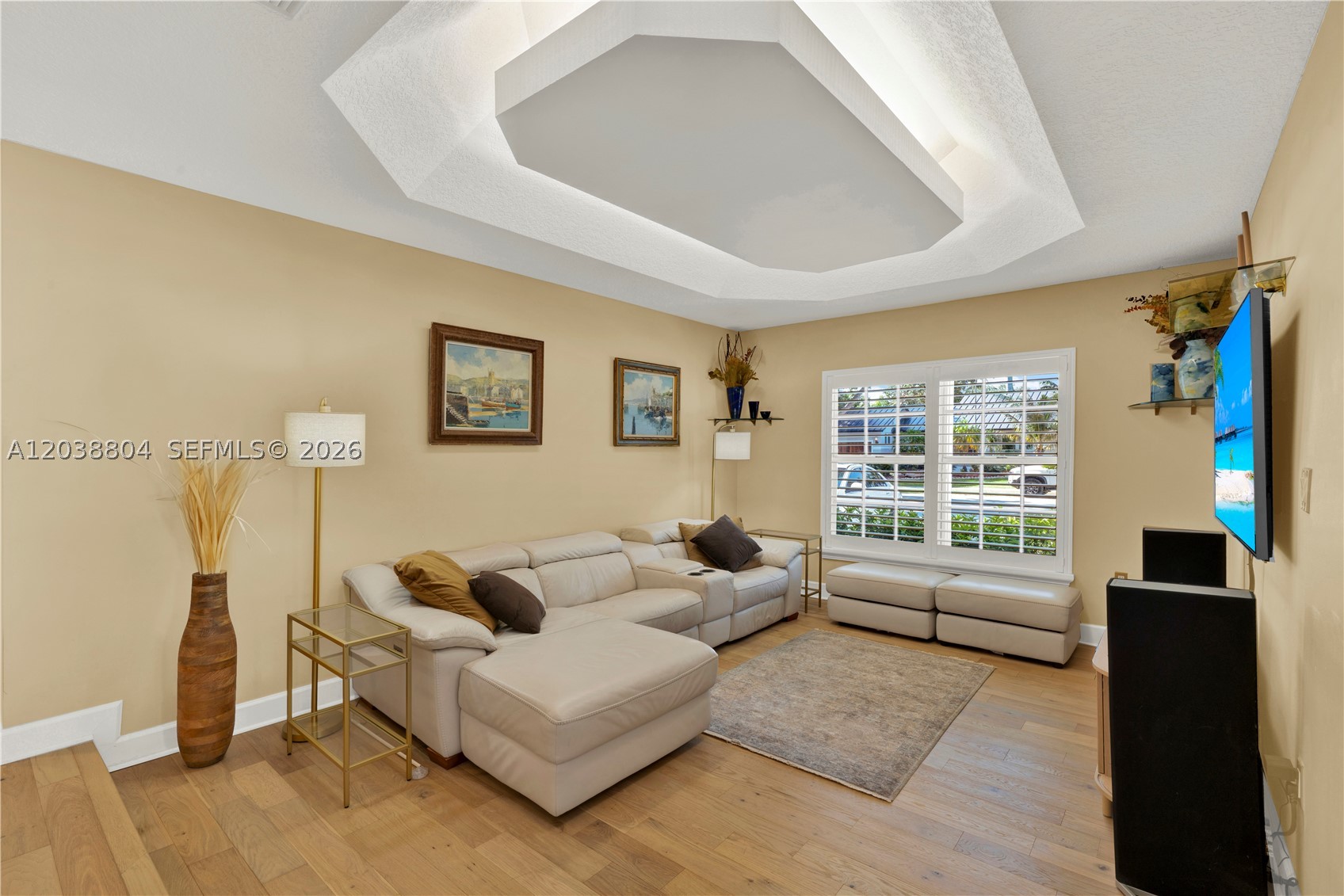 8940 SW 160th St, Palmetto Bay FL 33157