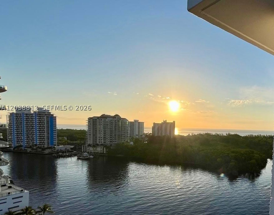 888 Intracoastal Dr #15E, Fort Lauderdale FL 33304